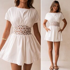SABO Alessandra Dress NWT $140 White Crochet Waist Mini Pockets Large 8